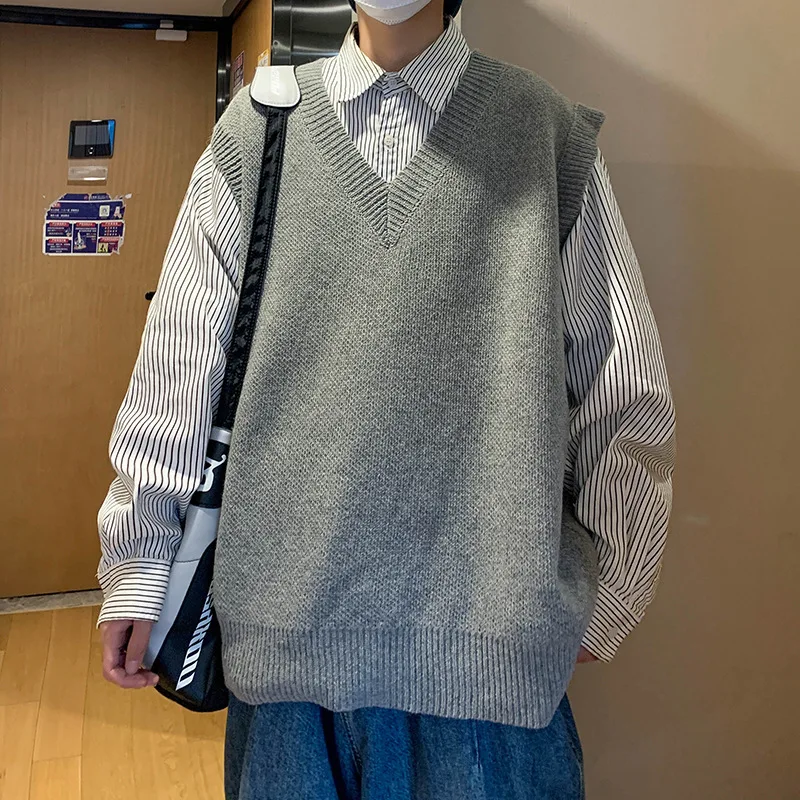 Вязаный жилет-свитер для мужчин осенний классический тонкий дизайн с v-образным