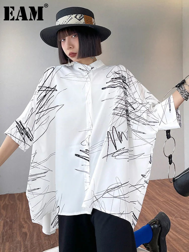 

[EAM] Women White Pattern Printed Big Size Blouse New Lapel Three-quarter Sleeve Shirt Fashion Tide Spring Summer 2023 1DE9530