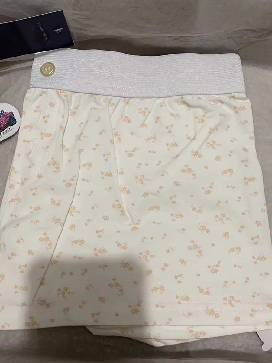 Женская футболка с цветочным принтом