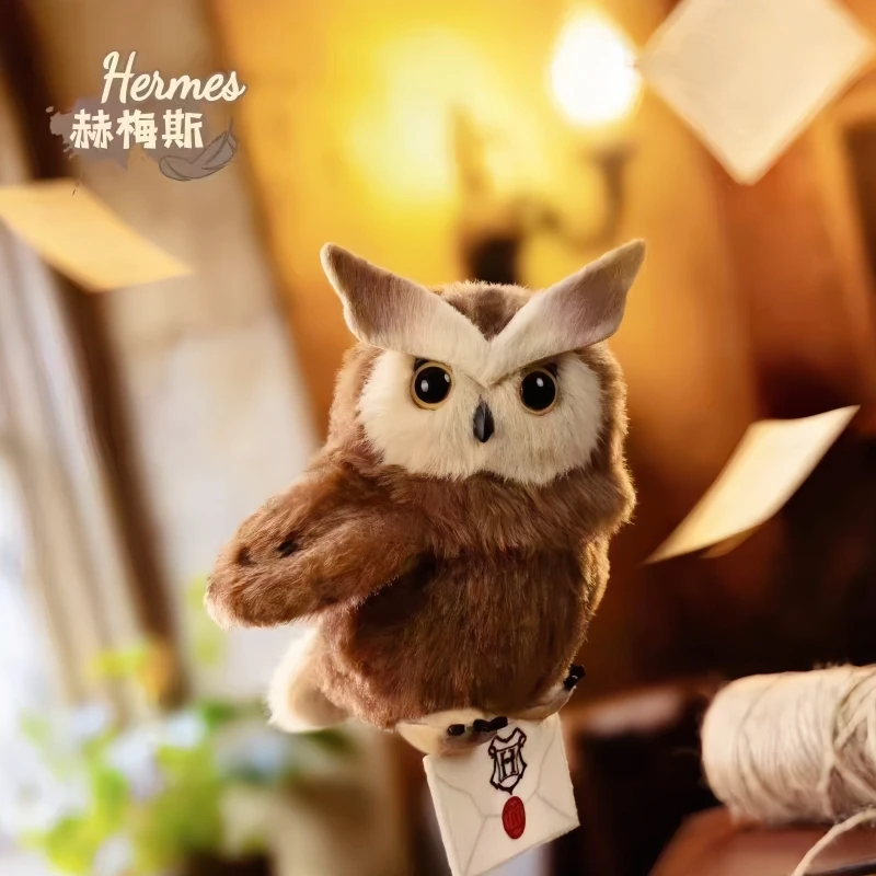 Фото Новинка! Хит продаж! Оригинальный кулон Popmart Gong Magic Owl Series в наличии, коллекционная серия Hedwig, подвеска для сумки, украшение, подарки. №2
