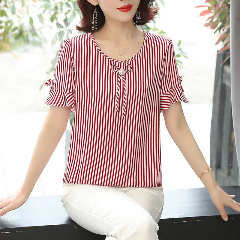 

Women blouse Mother loaded summer dress 2022 new noble T-shirt middle-aged women's ocean short-sleeved chiffon o neck shirt