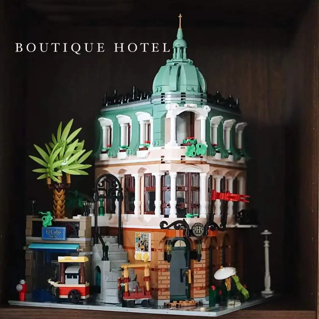 

3066pcs Moc 10297 Boutique Hotel Home Alone House Set Model Building Blocks Bricks Educational Toys For Boy Kids Christmas Gifts