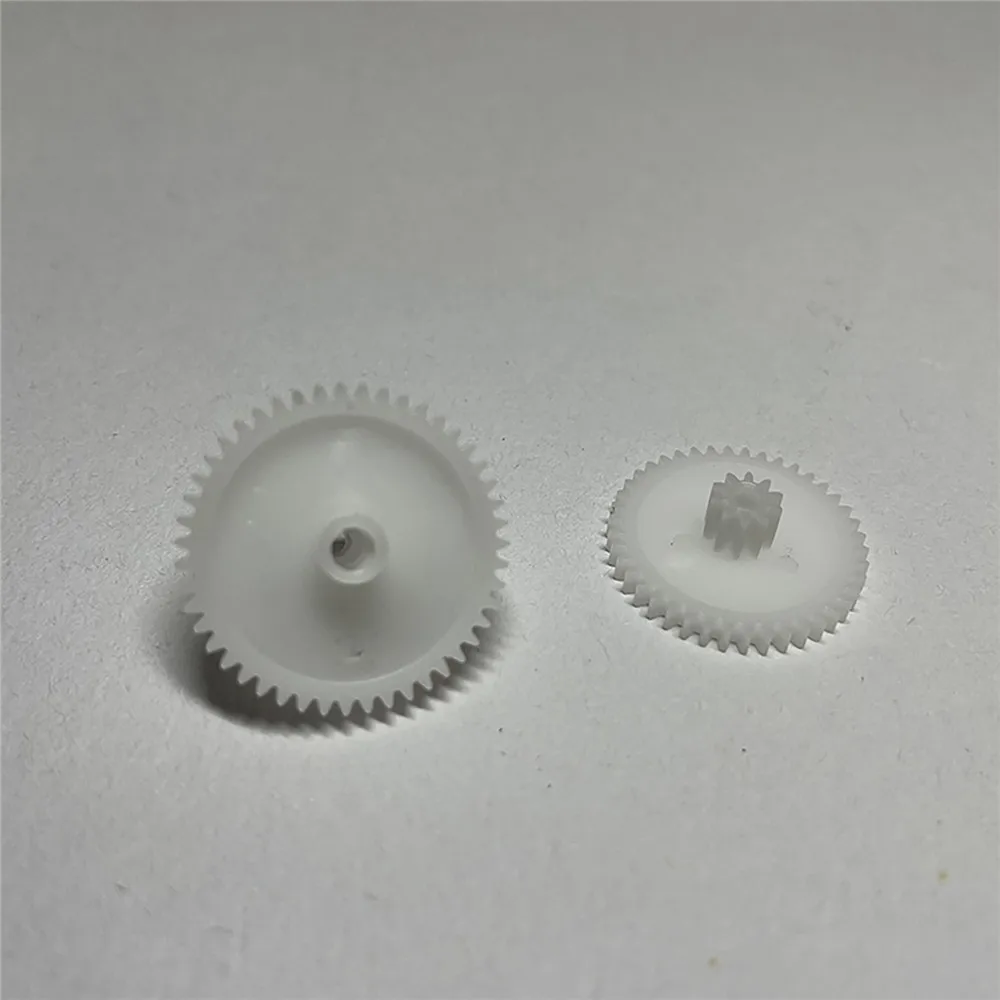 

2pcs Robot Vacuum Cleaner Pinion Repair Parts Replacement Side Brush Motor Gear for irobot 5 6 7 Series
