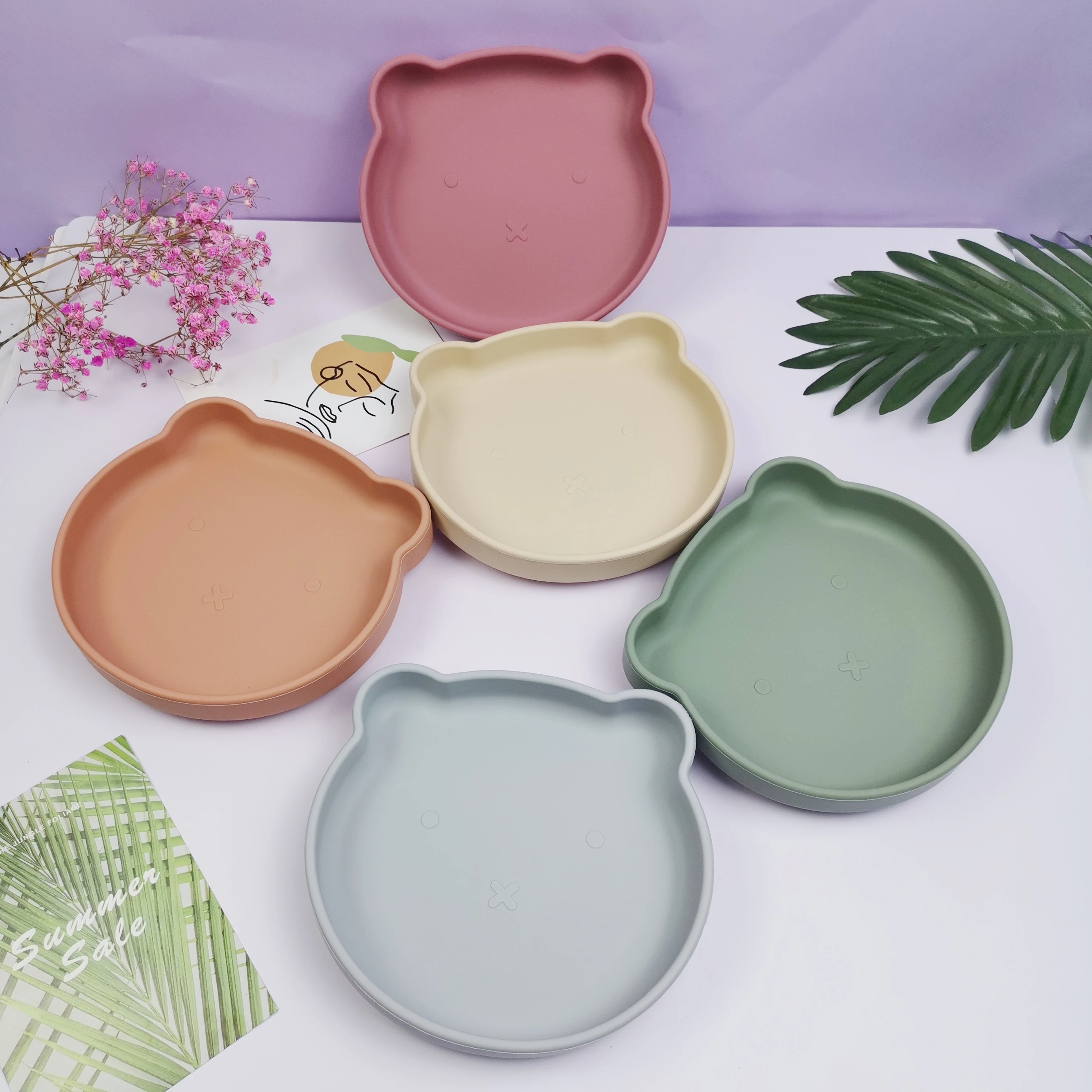 

Cartoon Bear Color Silicone Dinner Plate Strong Suction Cup BPA Free Kids Feeding Set