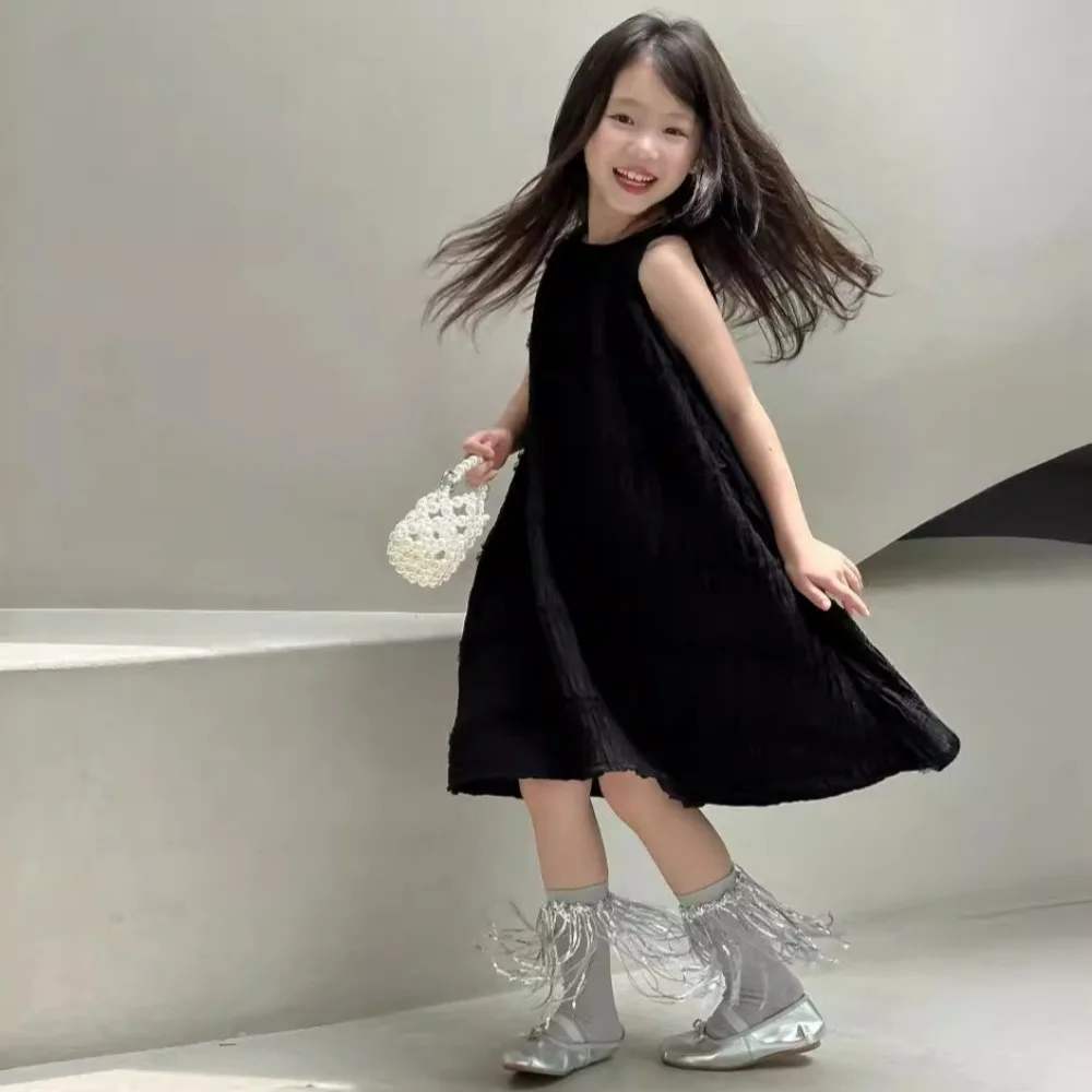Платье для девочек корейский стиль Новинка лета 2024 однотонный черный топ с