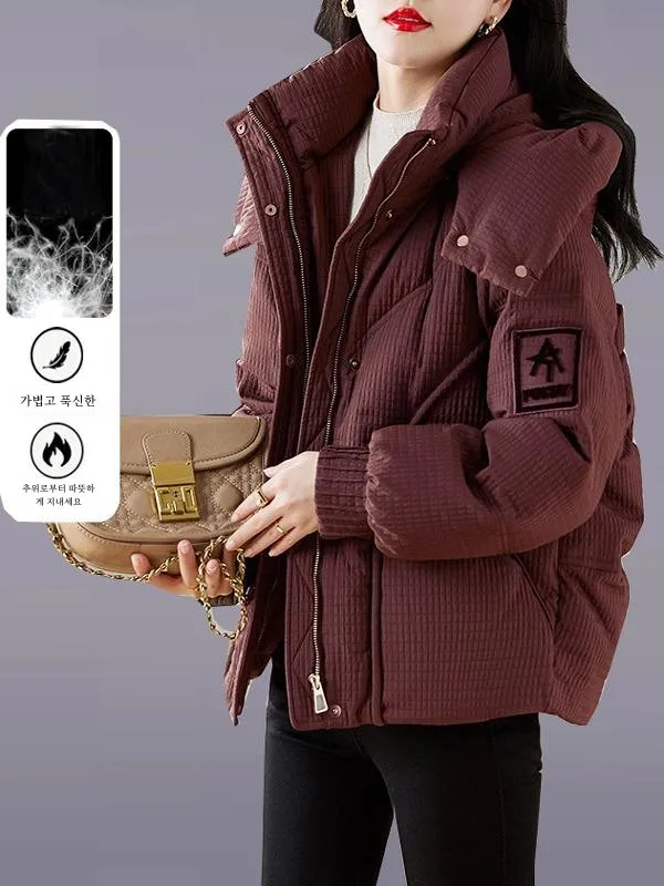 Short Down jacket Women Winter 2024 New Small High end Western Sle Fashion Thick Warm White Duck Down Outerwear