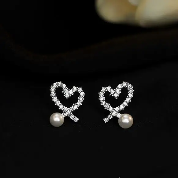 

Pearl Full Zircon Love Heart Stud Earrings for Women Girl New Design Sweet Earrings Wholesale pendientes mujer