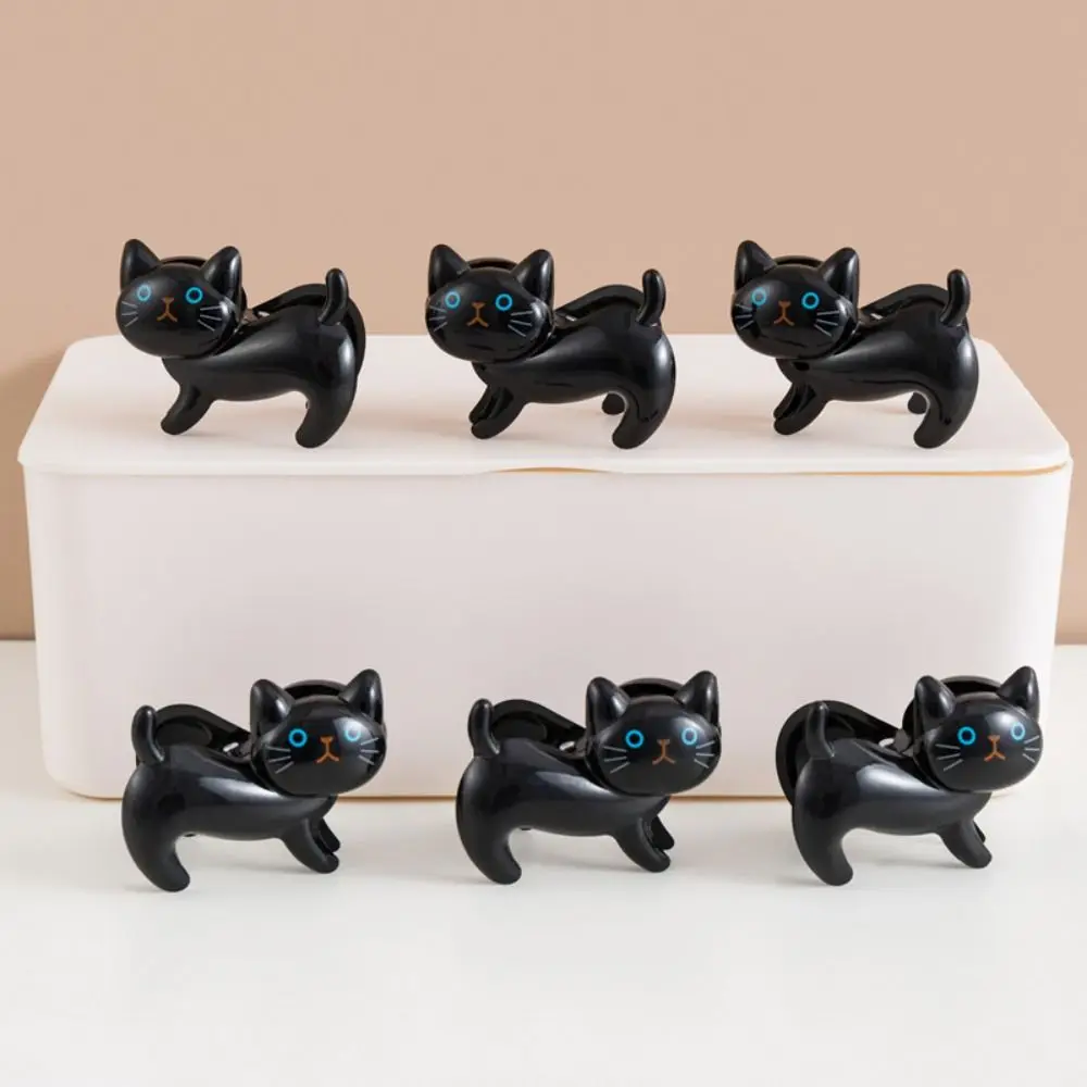 

6Pcs Creative Cute Cat Clothespin Windproof Clips Multifunctional Laundry Hanging Clips Household Clothes Underwear Socks Clips