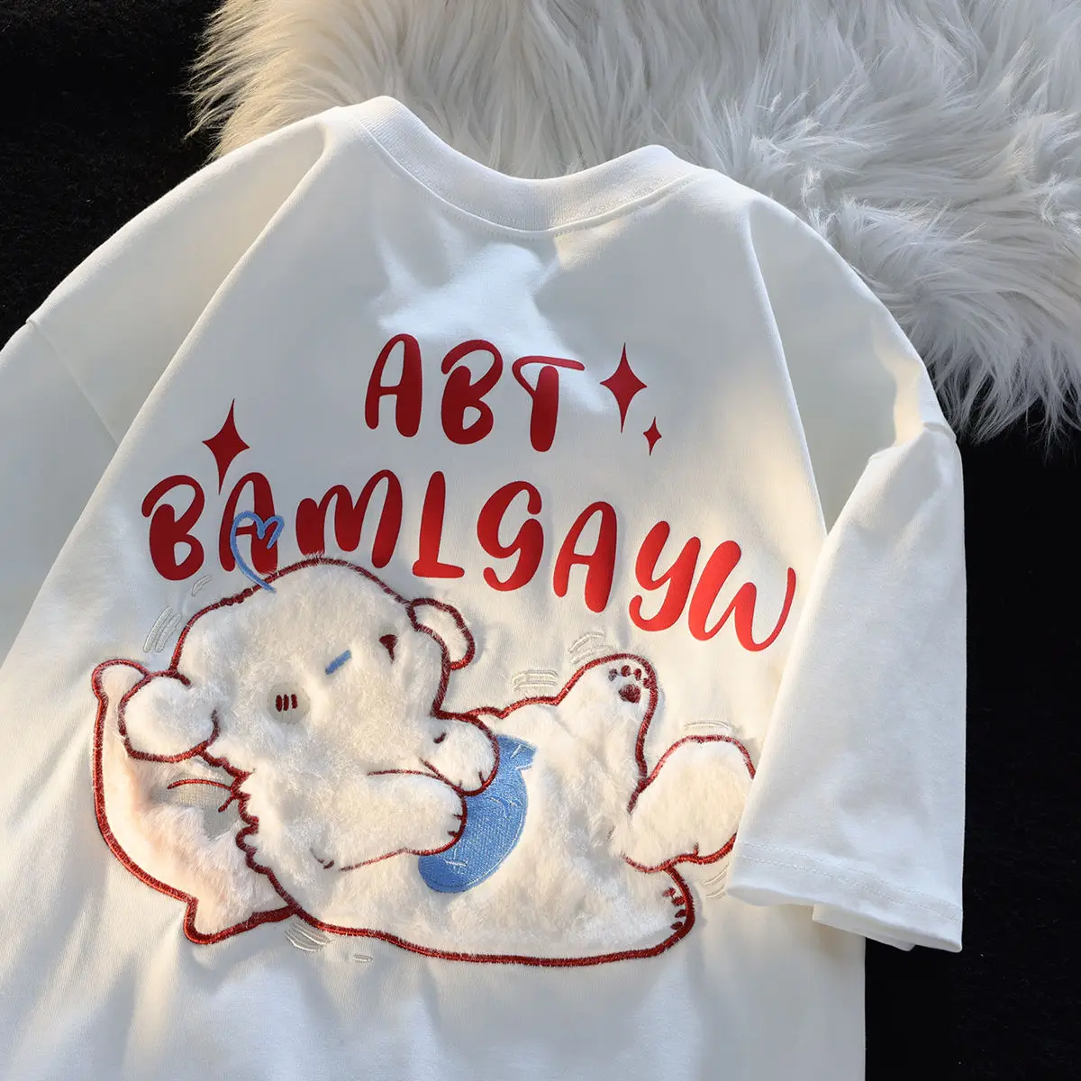 

European and American sweet and cute bear three-dimensional pattern t-shirt men and women loose couple outfit half-sleeved top