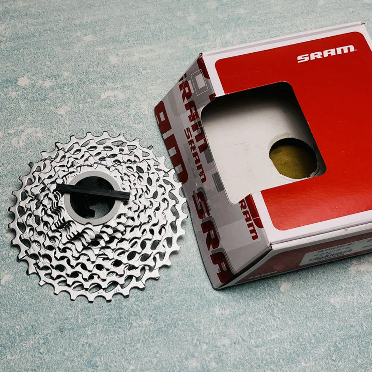 Кассета SRAM PG-1130 на 11 скоростей |   Выберите 11-28T, 11-32T, 11-36T, 11-42T |   PowerGlide II |   Совместимость 1x2x |   Безвтулочный редуктор Non-XD (art.: 3920dc4b6ebcd) - 3920dc4b6ebcd