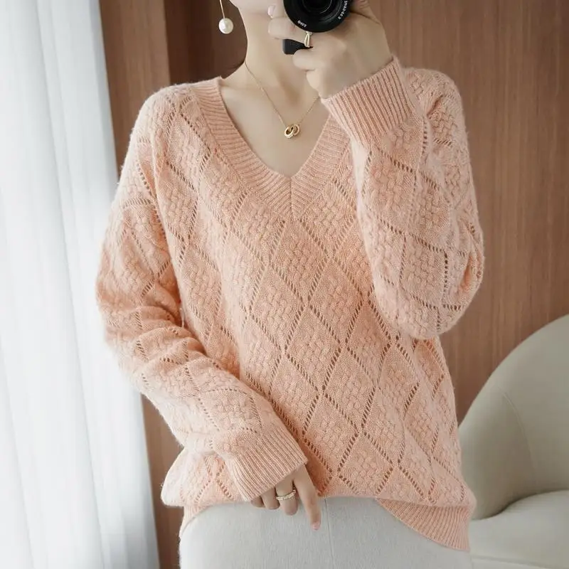 

2022 Women V-neck Hollow Out Crop Tops Solid Elegant Fashion Loose Korean Style Casual Knitted Sweater Soft Female Tops N09