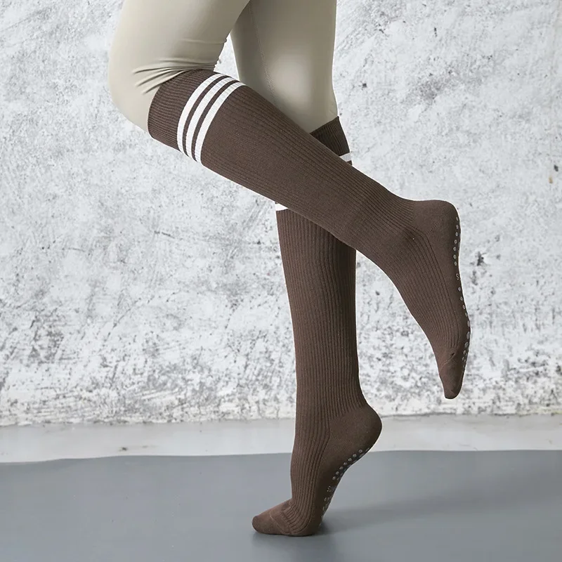 Рисунок 6 - Новинка, женские нескользящие спортивные носки