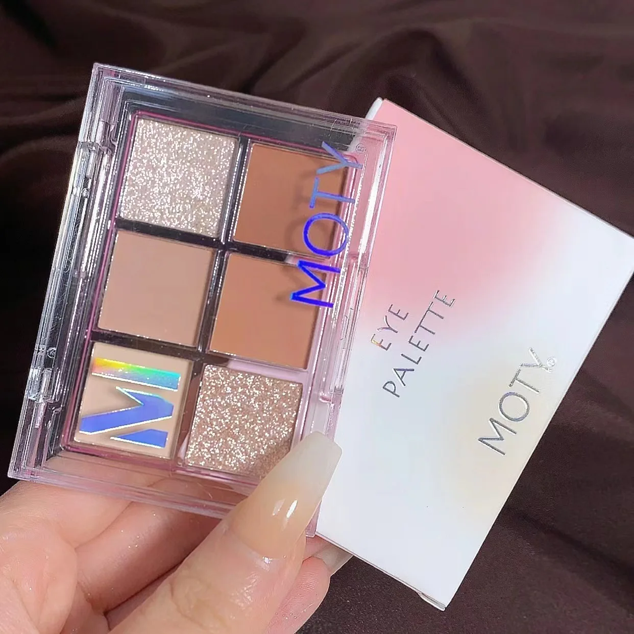 

MOTY 6 Colors Daily Light Makeup Earth Tone Eyeshadow Palette Fine Shimmer Matte Pearlescent Blush Ins Super Fire Eyeshadow