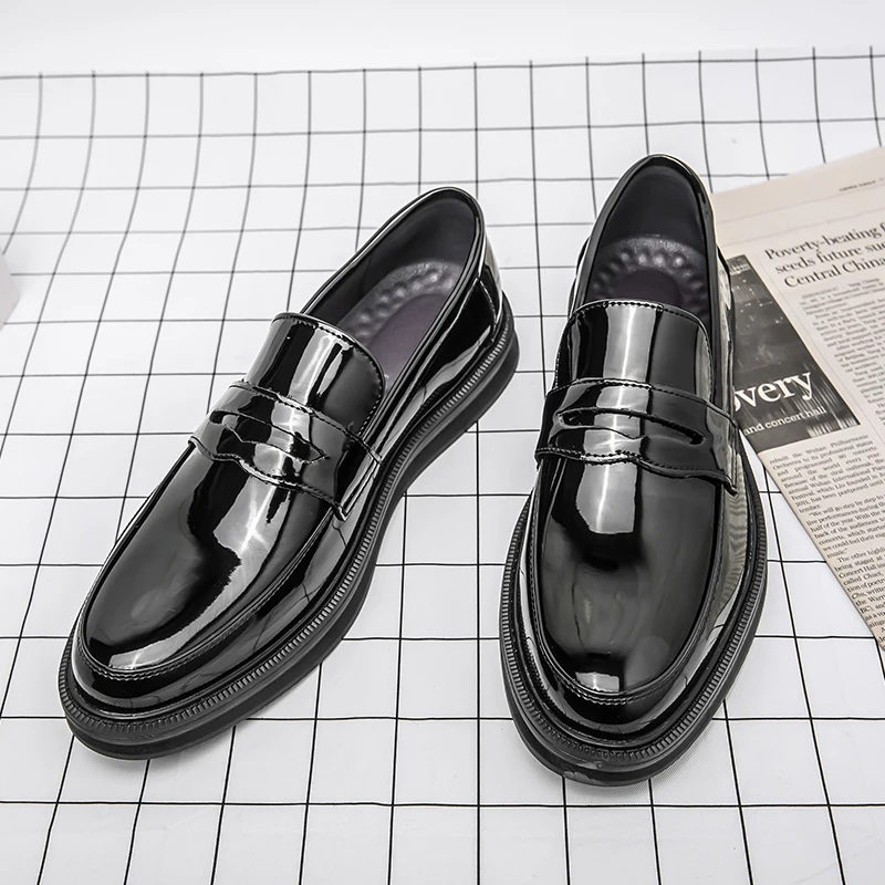 

Luxury Classic Man Pointed Dress Shoes Mens Patent Leather Black Wedding Shoes Oxford Formal Shoes Glossy Fashion Designer Shoes