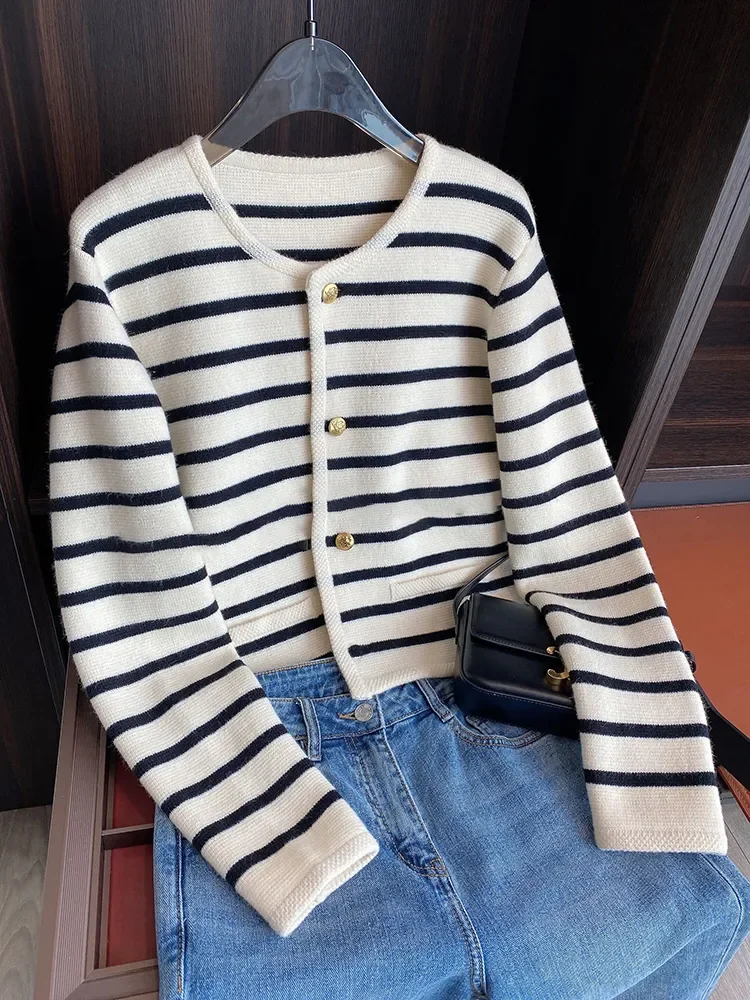 

QNPQYX Cardigans White Black Striped Short Cardigan Women Fashion Sweater Elegant Long Sleeve Top Spring Jumpersкардиган женский
