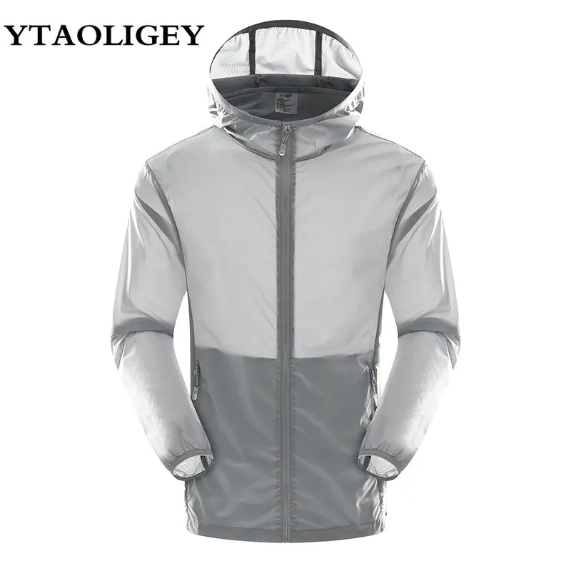 

Men Summer Sun Protection Jacket Ultra-Light Breathable Outdoor Zipper Hooded Loose Windbreaker Quick Dry Outerwear Skin Coats