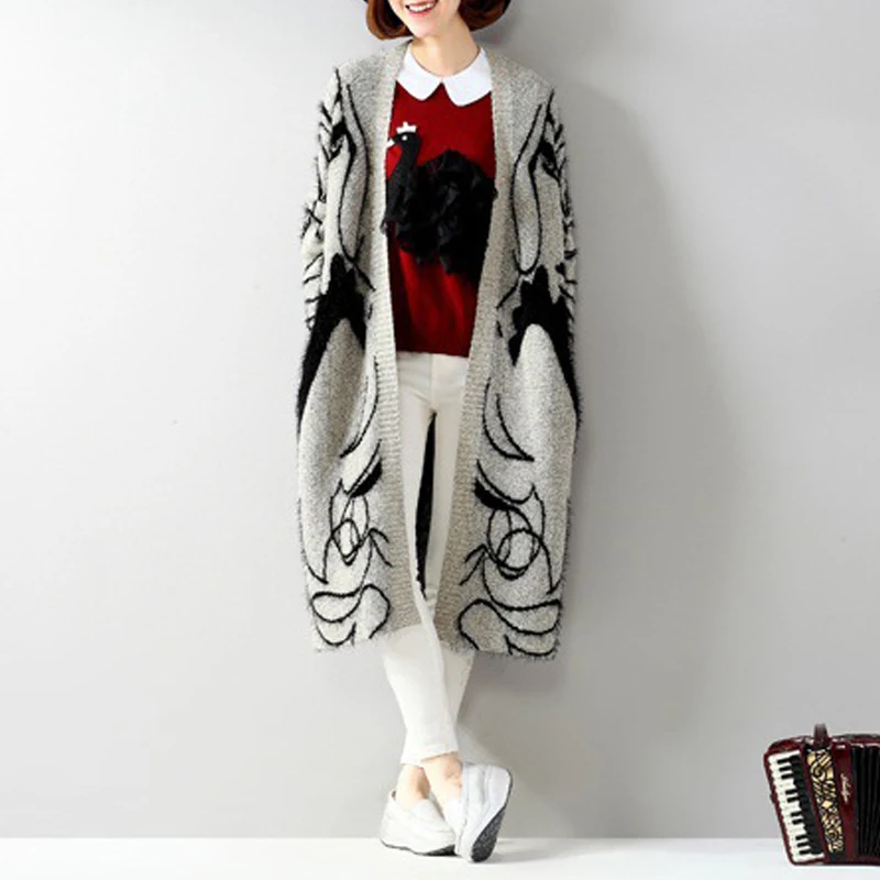 

Beautiful Abstract Pattern Women'S Autumn Comfortable Bat Long-Sleeved Fashion Casual Knitted Cardigan Thickened Sweater Coat