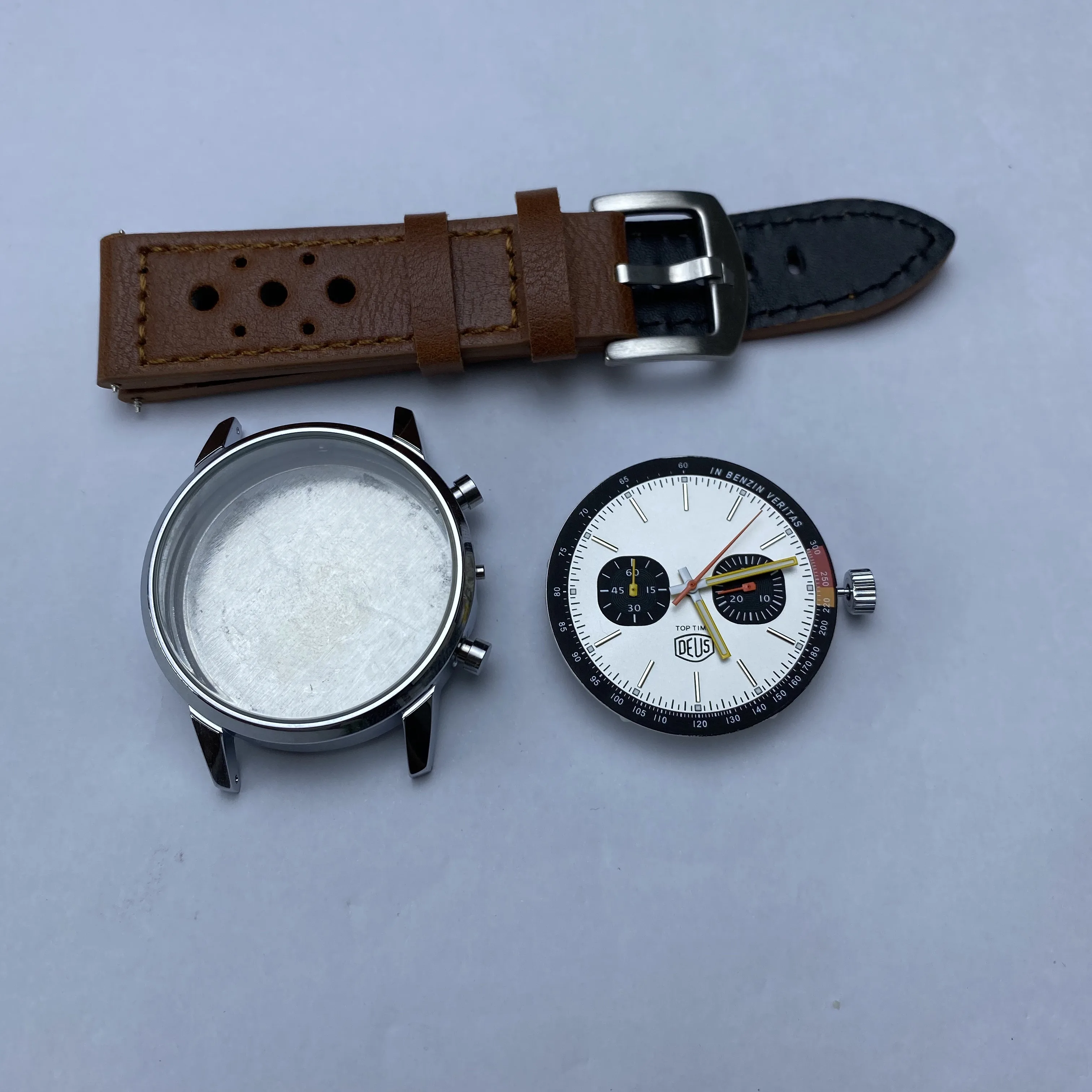 

Top Time Series Men Watch Case 42mm Luxury Top Brand Watch Dial Accessories Leather Strap Mutilfuctional Chronograph Watch