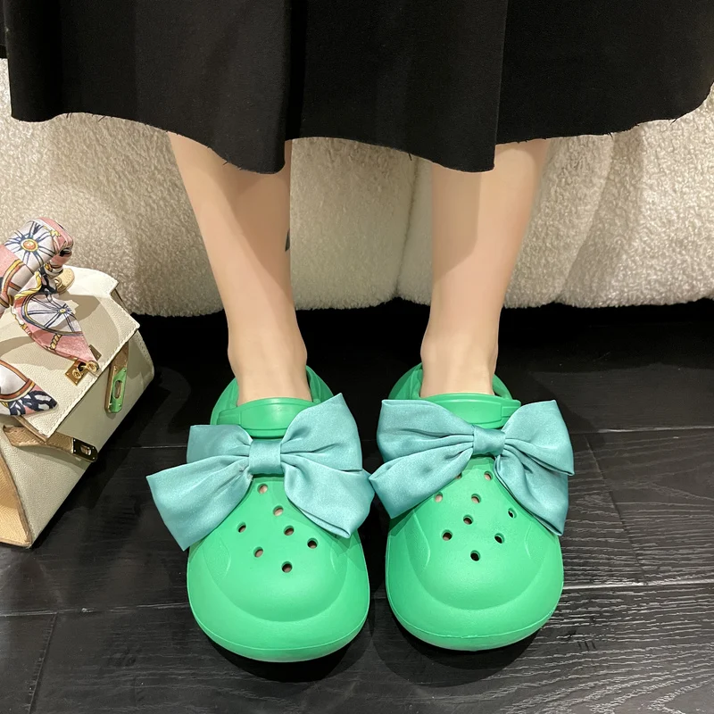 

Med Shoes For Girls House Slippers Platform Summer Clogs Woman Slides Fashion Pantofle Butterfly-Knot Lady Beach Luxury Flat