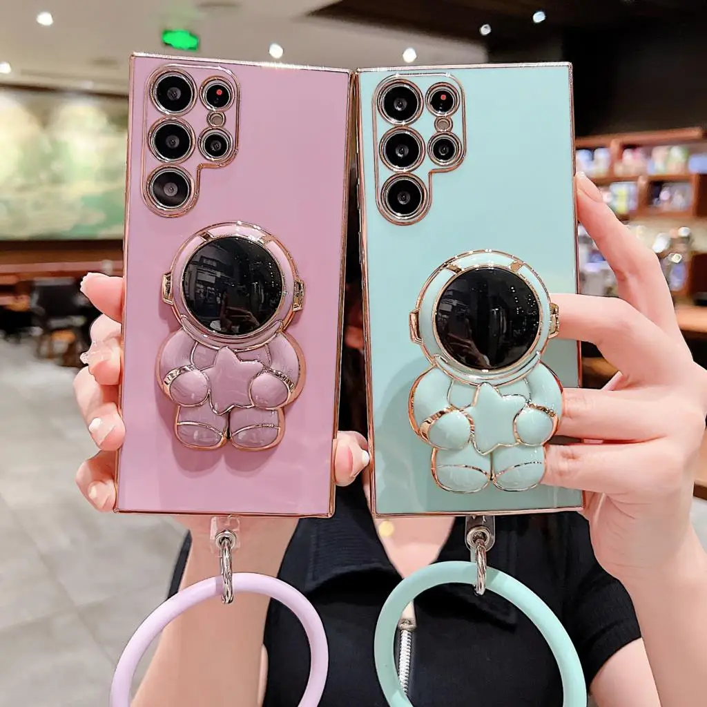 

Plating TPU Soft Silicone Phone Case For Samsung S23 Ultra S22 Plus S20 FE A53 A13 A33 5G Cartoon Astronaut Folding Bracket