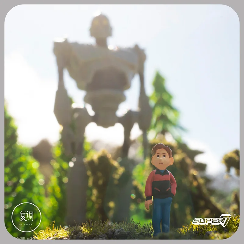 Фото В наличии: Super7 The Iron Giant, серия фигурок на блистерной упаковке, коллекционные украшения, модели персонажей из анимационного фильма, игрушки, подарки №5