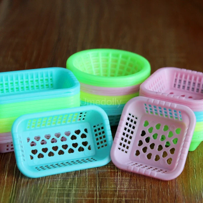 

Набор из 10 миниатюрных корзин для кукольного домика