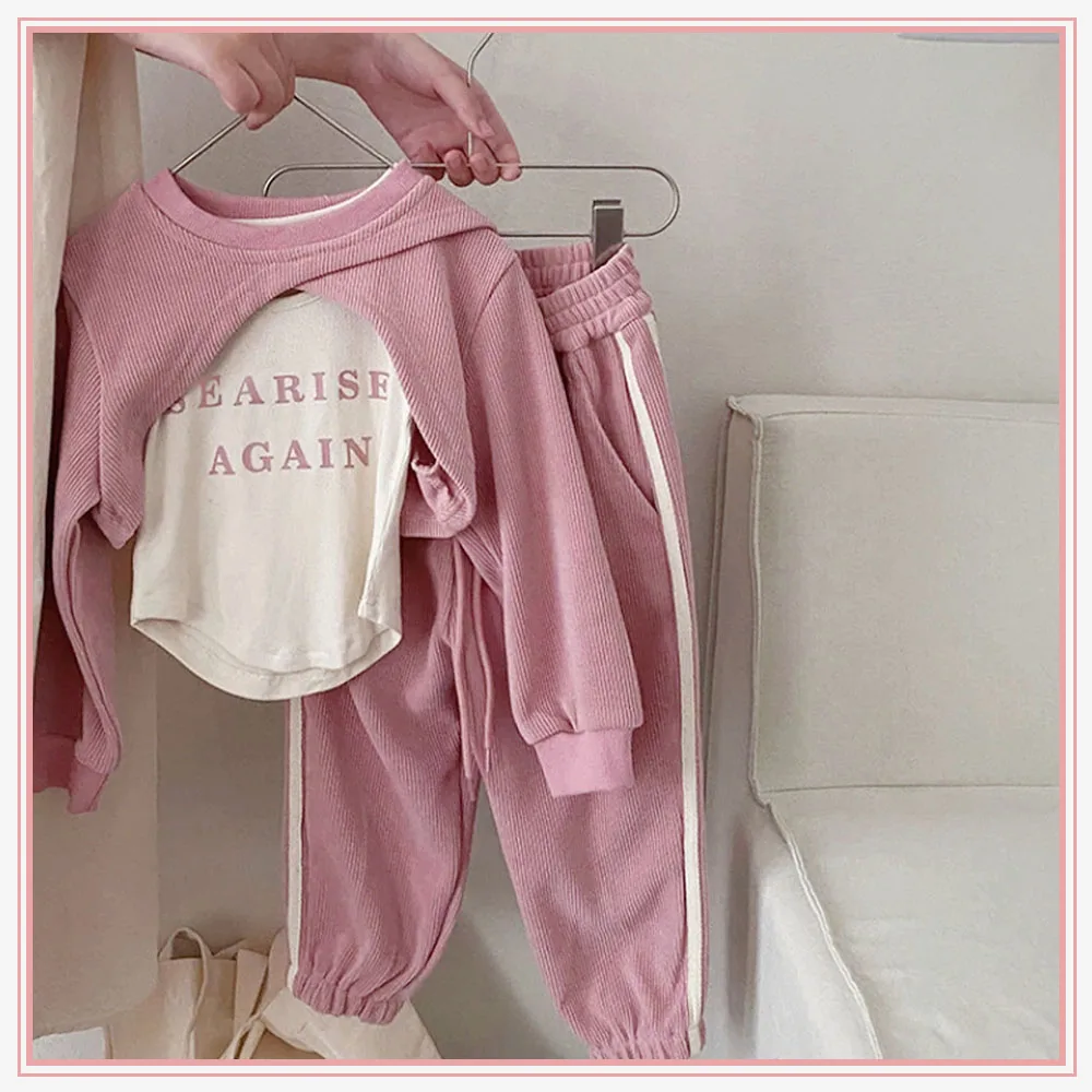 

Korean Style Girls' Set 2023 Autumn New Letter Print Tank Tops+Round Neck Sweater Cover Up+Pants Three Piece Children's Cute Set