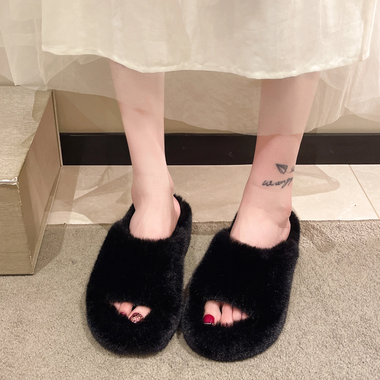 Winter Fur Women Slippers 2023 Plush Fluffy Home Slippers Women Cozy Soft Warm Furry Indoor House Shoes Platform Flip Flops
