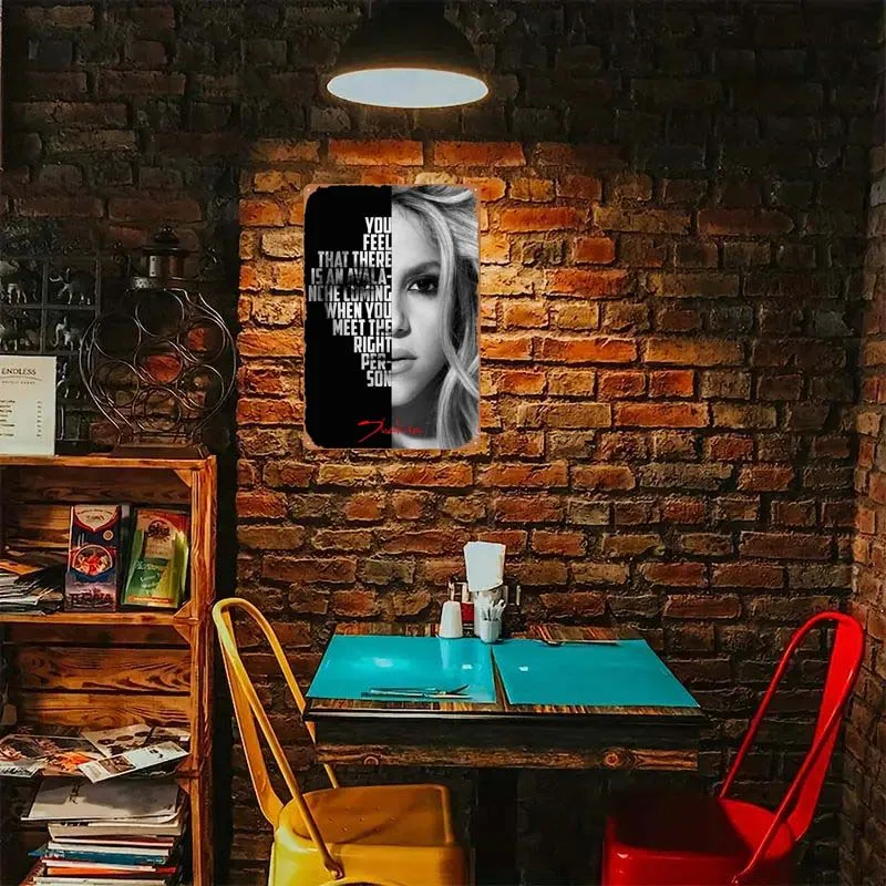 Декоративный музыкальный постер Shakira металлическая Жестяная Табличка для