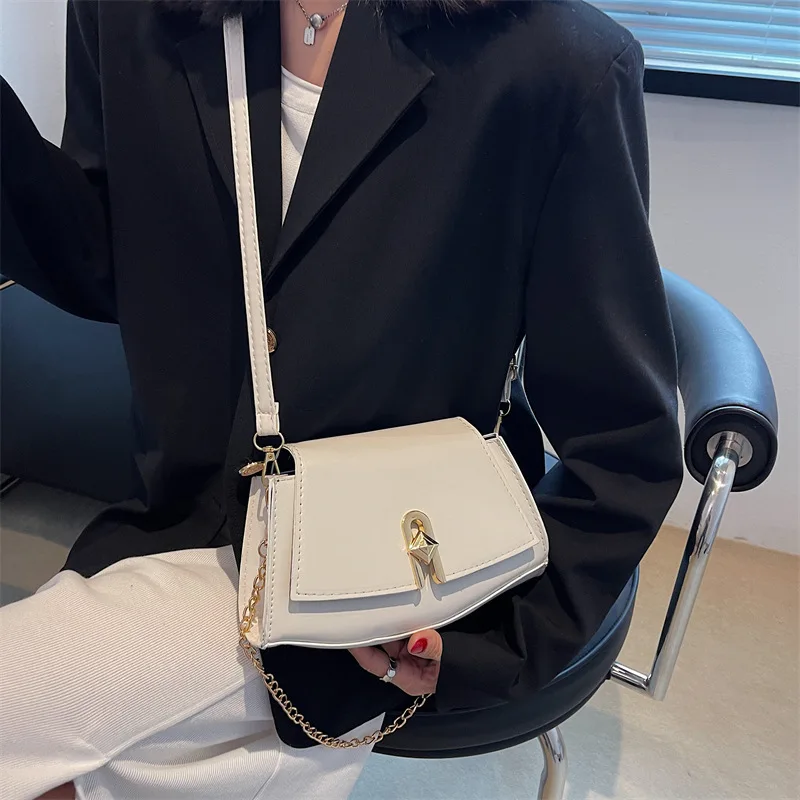 

Retro Solid New Women's Bag 2022 New Trend Fashion Simple Western Style Portable One-shoulder Messenger Small Square Bag
