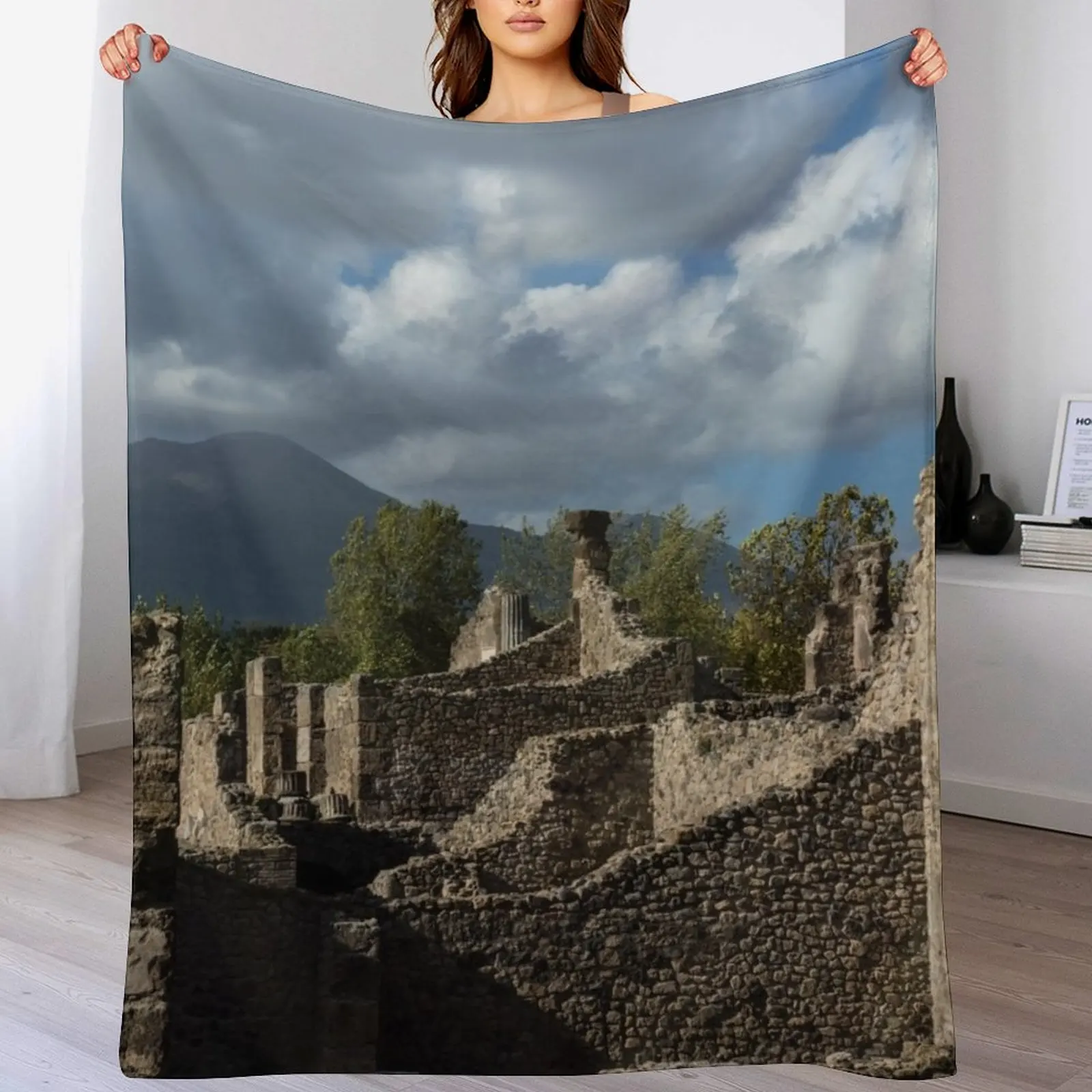 Крепление вулкана везувиуса буксирующее руины Помпея Броское одеяло движущиеся