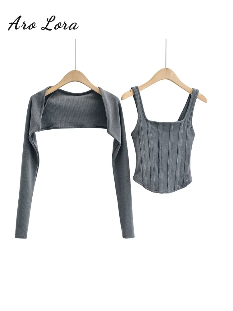 Блузка женская трикотажная в стиле панк белая на весну-лето |