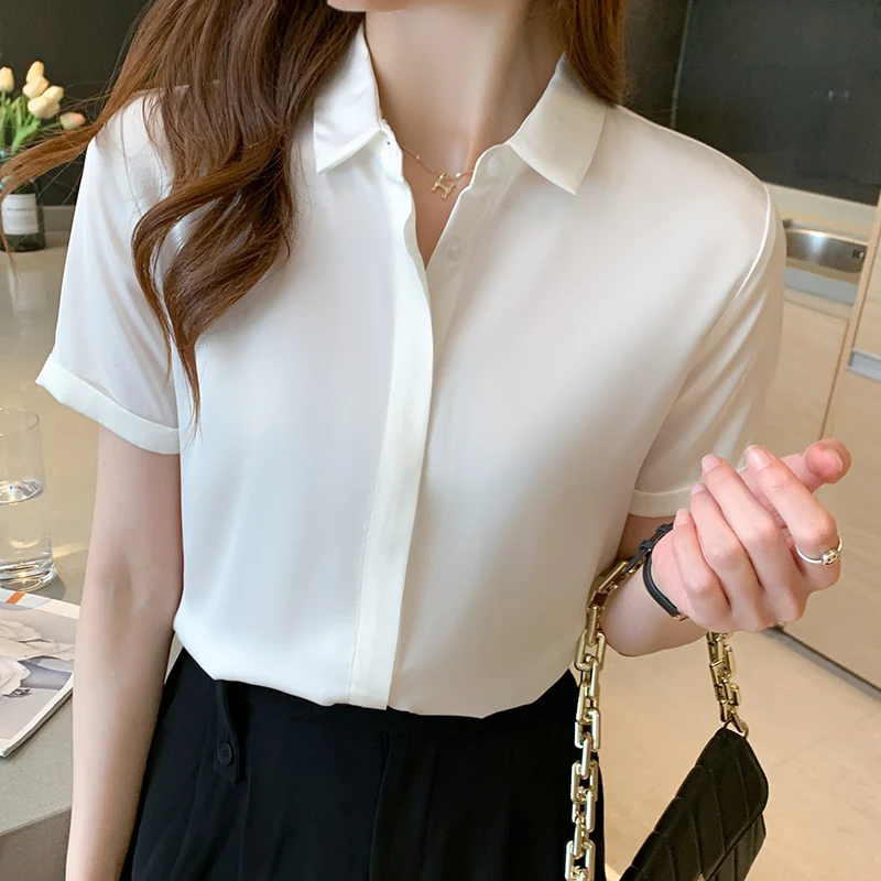 

Рубашка Женская атласная с коротким рукавом, белая блузка, однотонный топ в офисном стиле, базовая Тонкая шелковая одежда, на лето