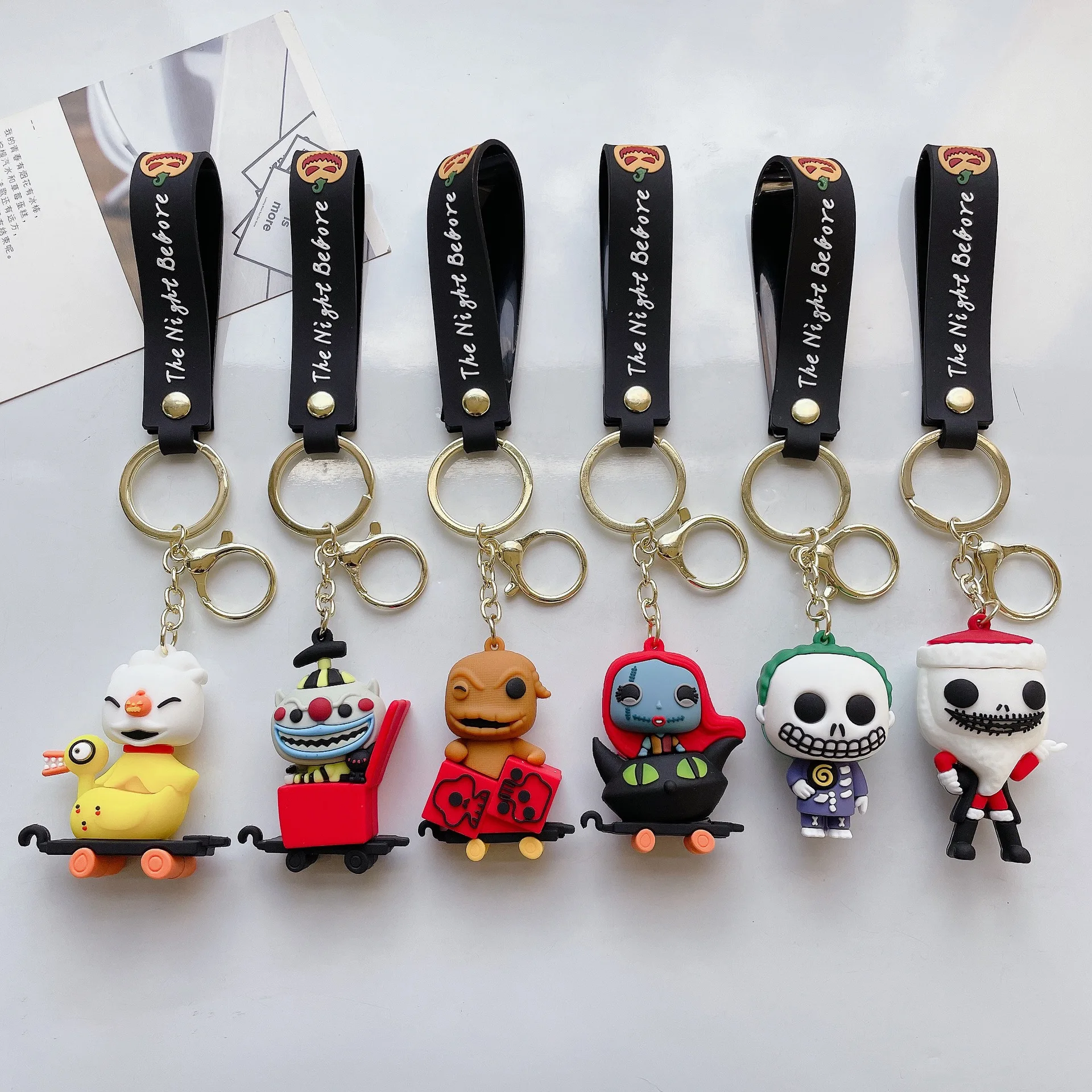 

New cross-border Christmas Night Fright Halloween keychain pumpkin man skeleton cartoon doll pendant gift wholesale