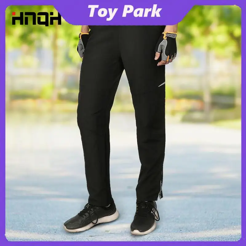 

Wicking Sport Leggings With Reflective Logo Polyester Outdoor Trousers Stretchy Men Climbing Trousers Sports Equipment Women