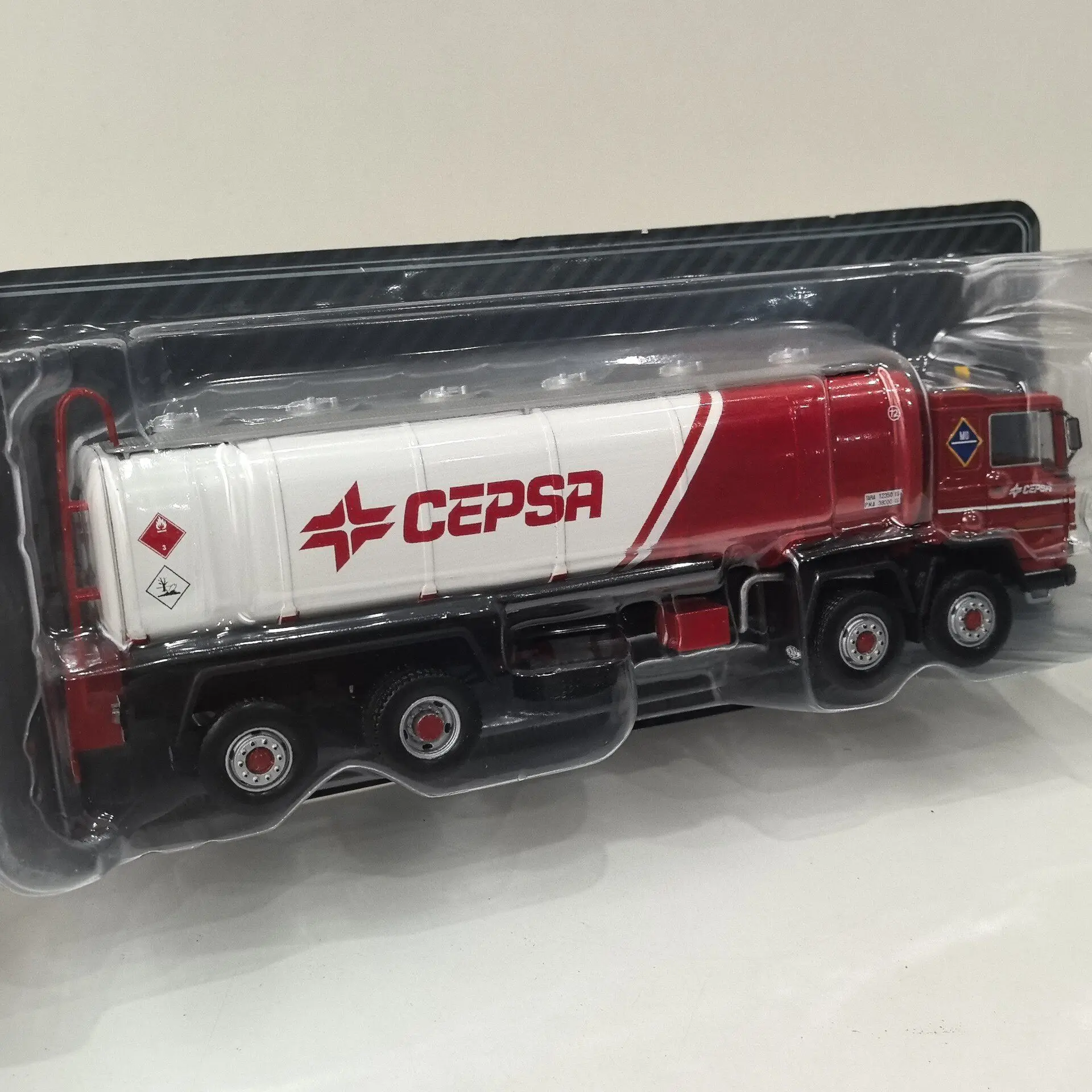Фото Масштабная модель автомобиля IXO 1/43 PEGASO 1431 из сплава и пластика, D7 №4