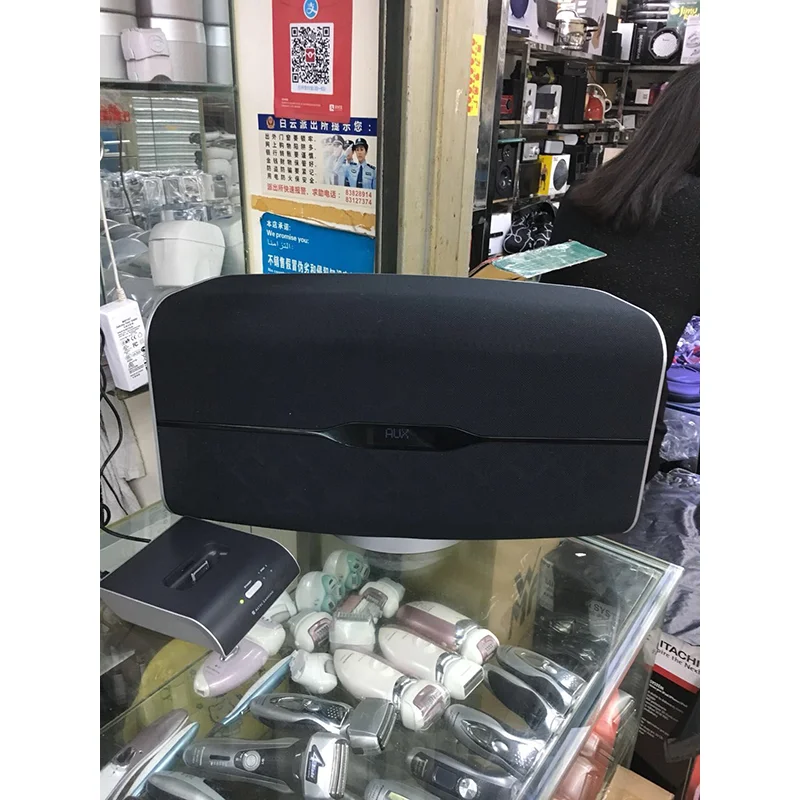 

Беспроводная звуковая система 4G поддерживает один на два водонепроницаемого и первоклассного качества звука