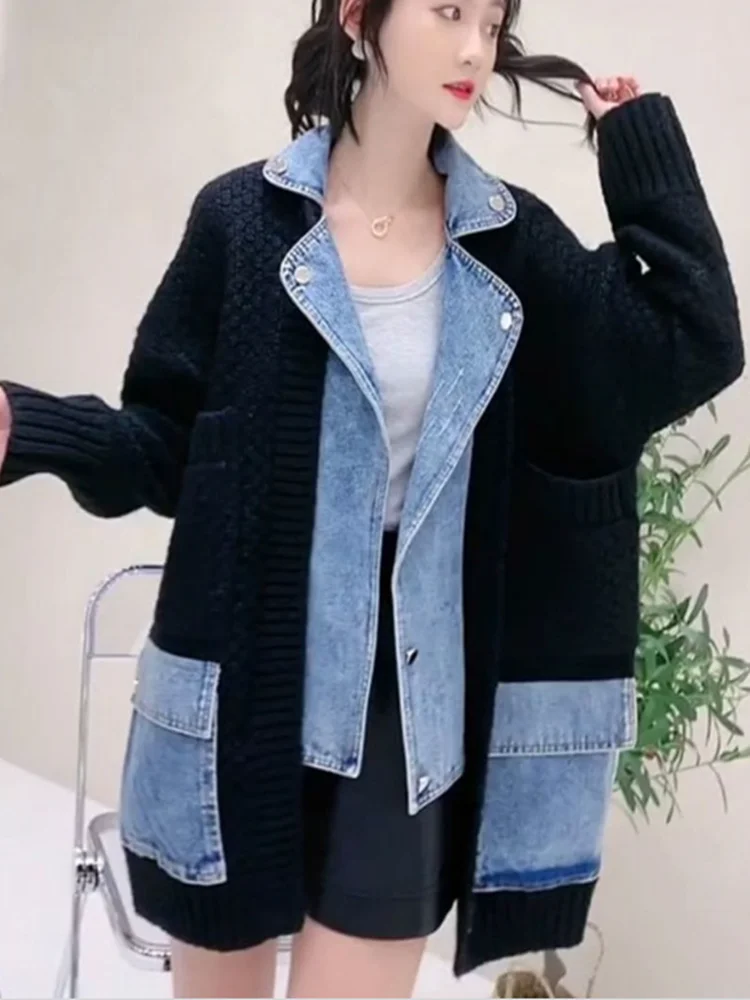 Женская джинсовая куртка с лацканами