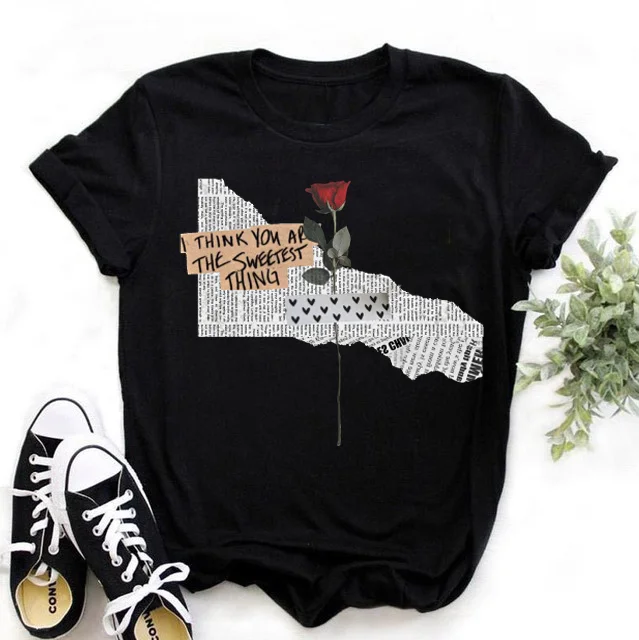 

Casual Women's Top Newspaper Flowers Women's T-shirt Black Street Style Women's Top Newspaper Art Print Women's T-shirt