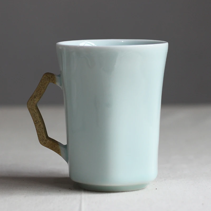 

Ceramic cup spoon with lid vintage mug personalized brief lovers cup gift cup