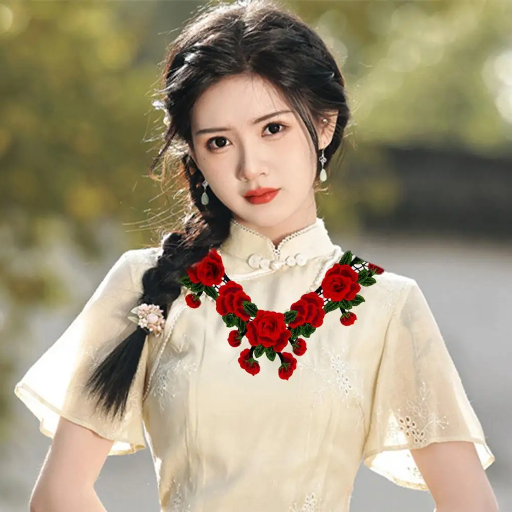 

Flower Clothes Patch V-Shaped Beautiful Collar Applique DIY Embroidered Flower Leaves Applique Trim Patch Clothing Accessories