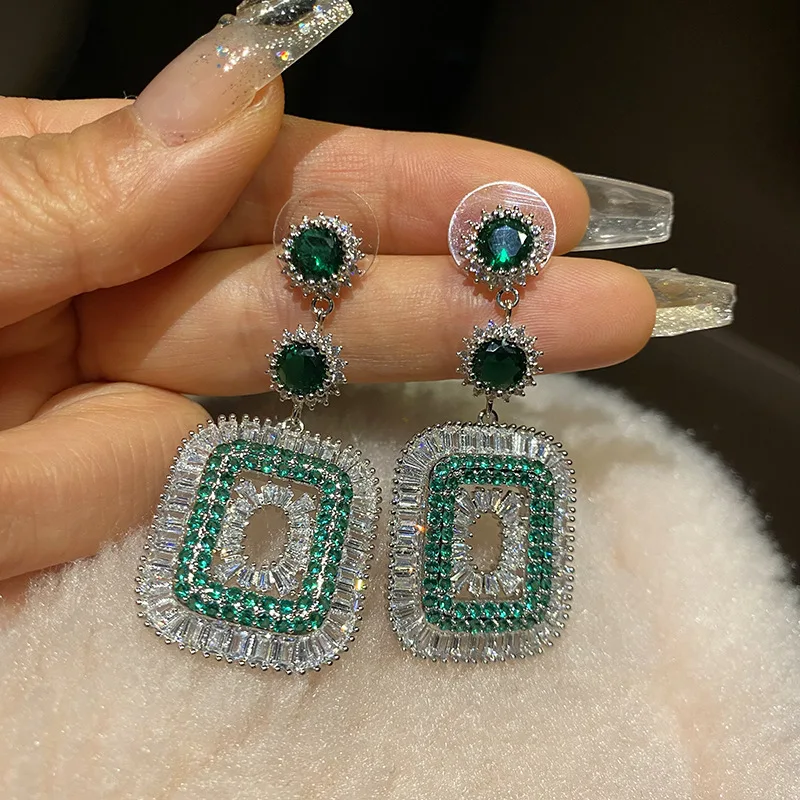 

Модные роскошные круглые квадратные серьги с зеленым драгоценным камнем для женщин, простые прямоугольные классические геометрические ювелирные изделия