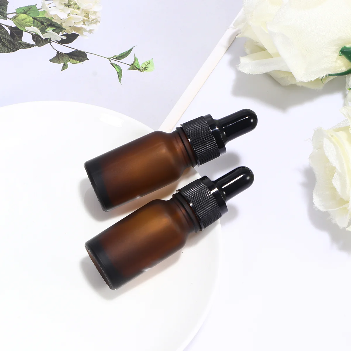 

10pcs Empty Essential Oil Bottle Practical Portable Refillable Essential Oil Bottle for Travel Trip