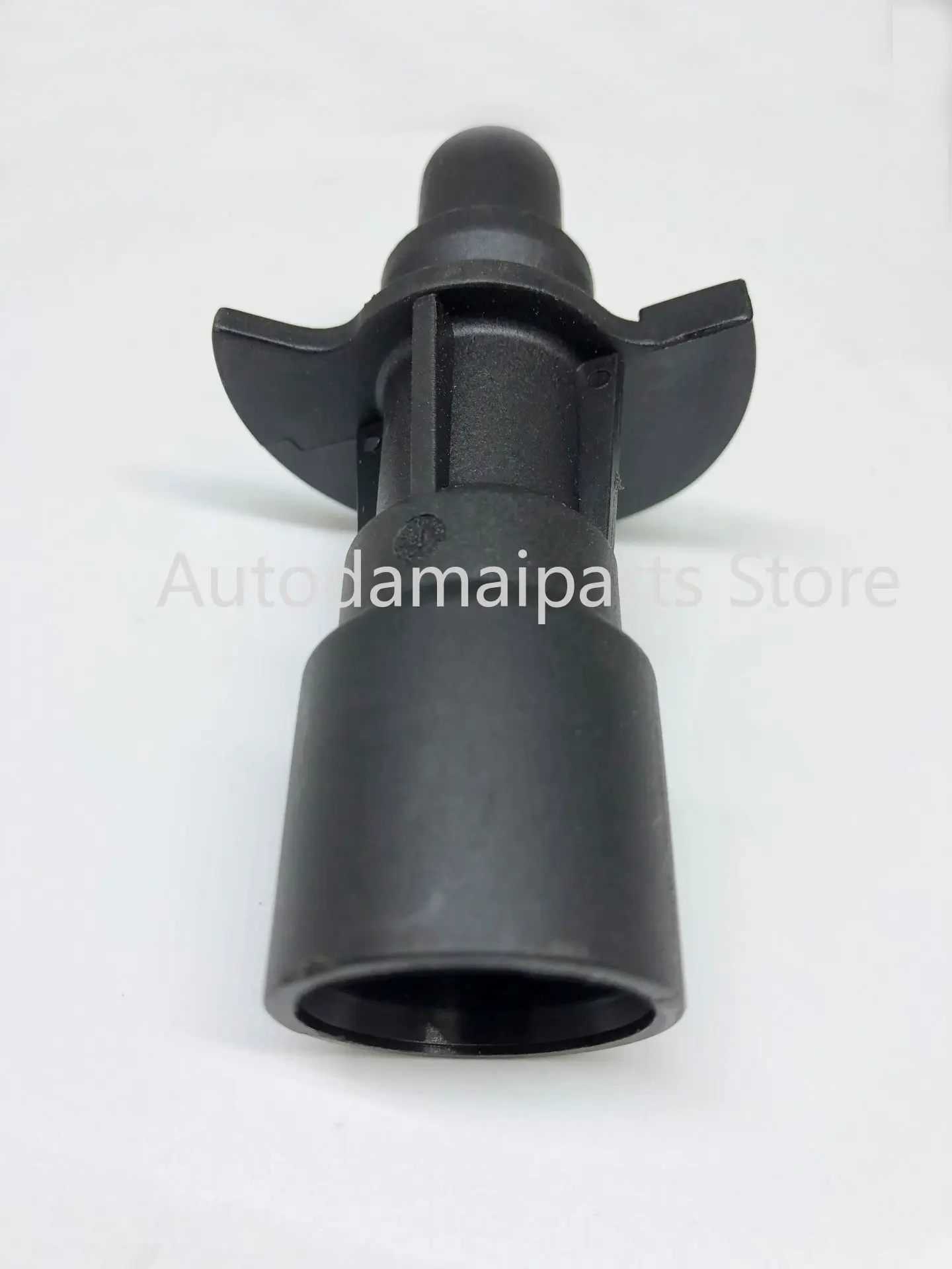 

Engine Cooling Oil Cooler Tube Water Pump-Tube C2Z18658 for JAGUAR 10-17 XJ 5.0L V8