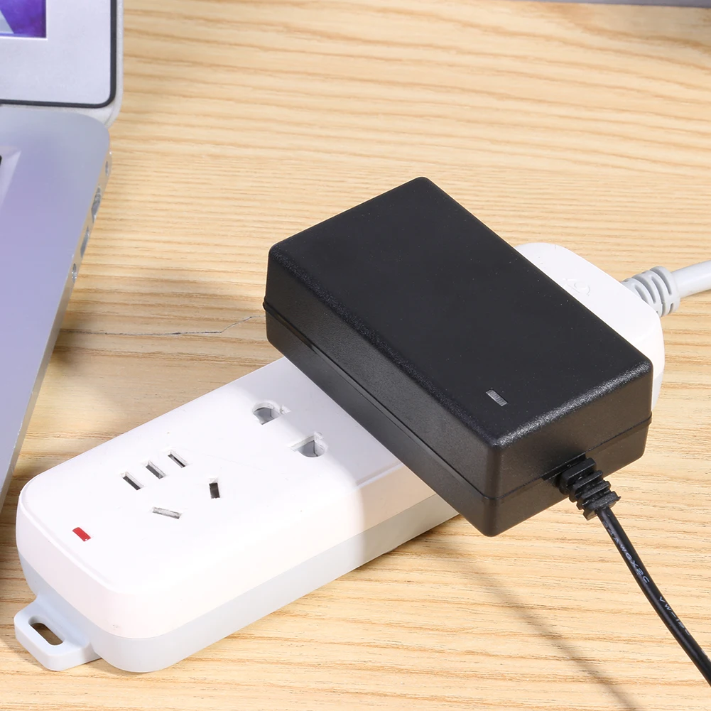 Зарядное устройство для литиевой батареи постоянного тока 21 В 2 А 18650 портативное