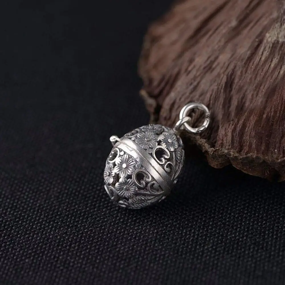 

Кулон из серебра 925 пробы в виде цветка из филигранной молитвы