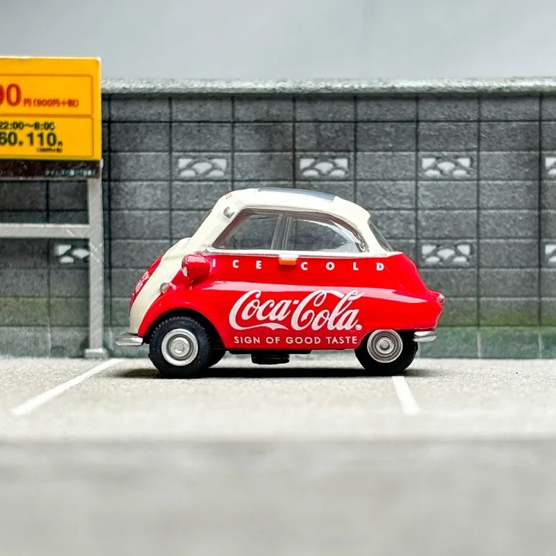 Крошечный Schuco 1/64 BMW Isetta игрушечный автомобиль из сплава литая под давлением