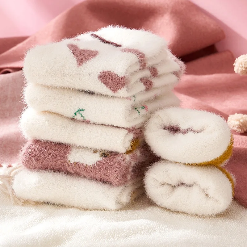 Рисунок 2 - Милые осенне-зимние теплые имитация