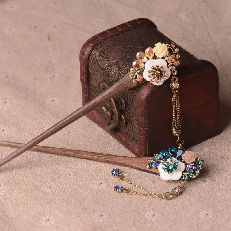 Traditional Hair Sticks Chinese Hair Clips Hairpins Carved Wooden Hair Fork Vintage Chop Stick Headwear For Women Jewelry