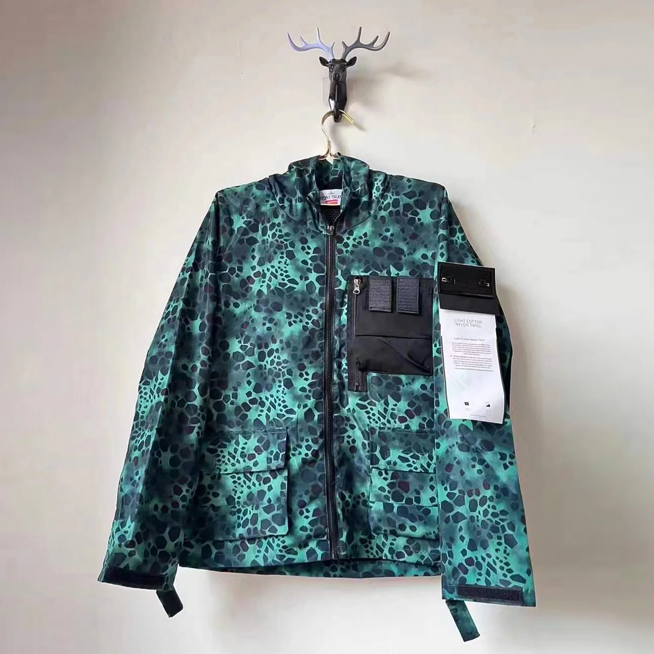 

Уличная куртка с несколькими карманами, ветрозащитная Водонепроницаемая парка с камнями, мужские и женские мужские куртки с капюшоном